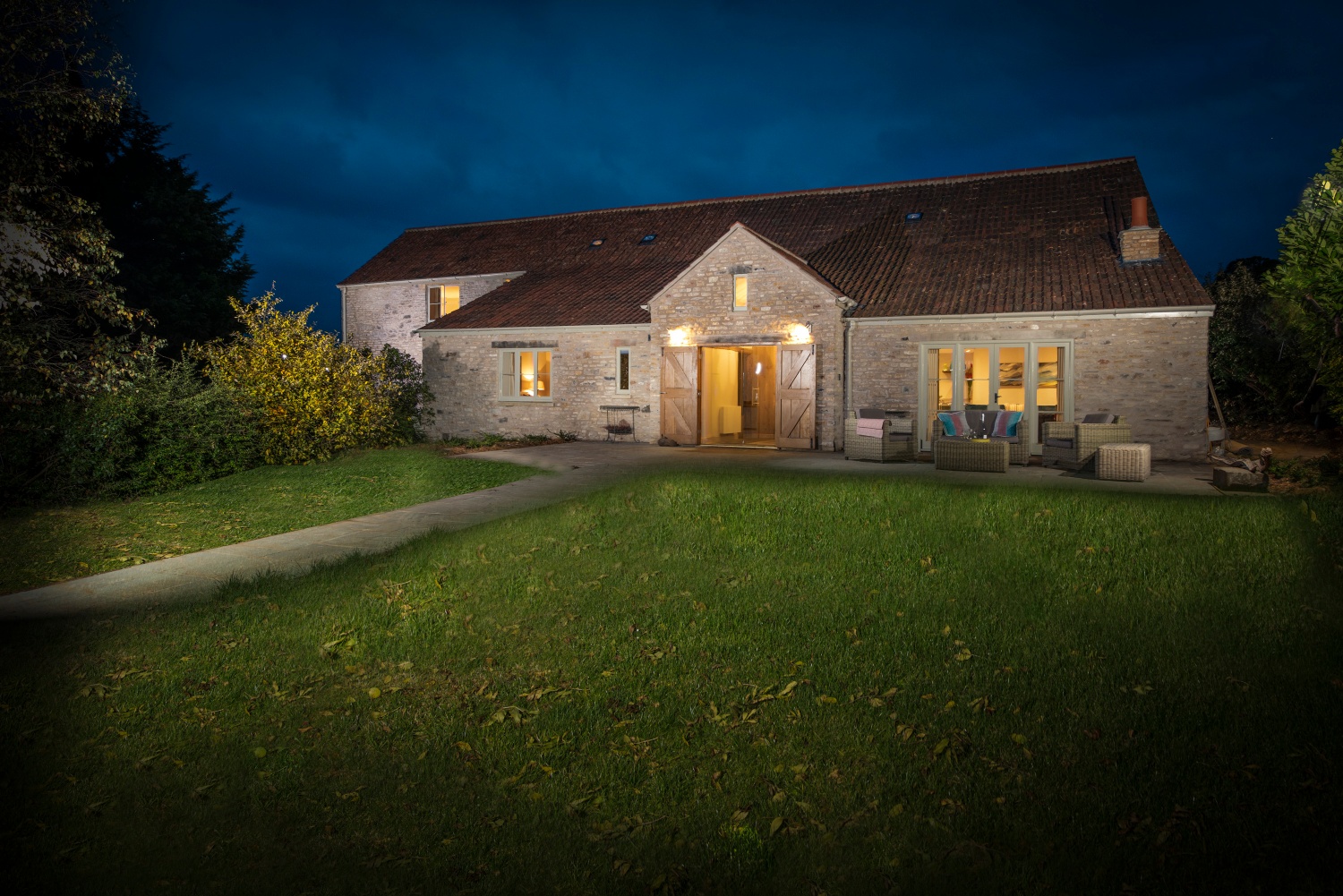 Jacks-Barn-Summer-Night.jpg